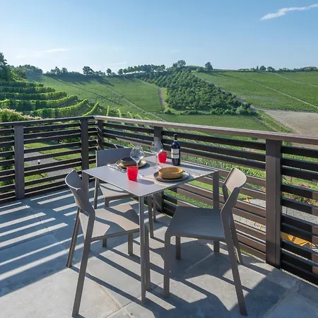 Radici Apartamento Serralunga d'Alba
